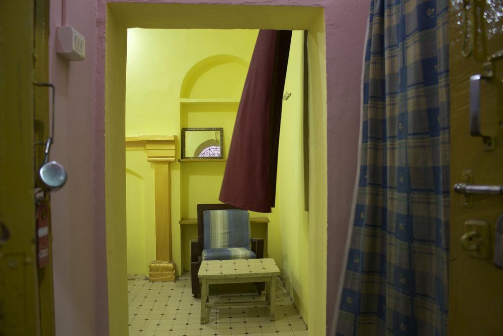 Yogi Lodge Varanasi Luaran gambar