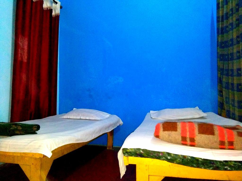 Yogi Lodge Varanasi Luaran gambar