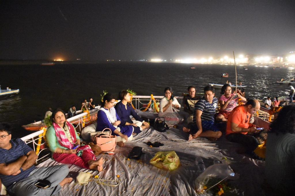 Yogi Lodge Varanasi Luaran gambar