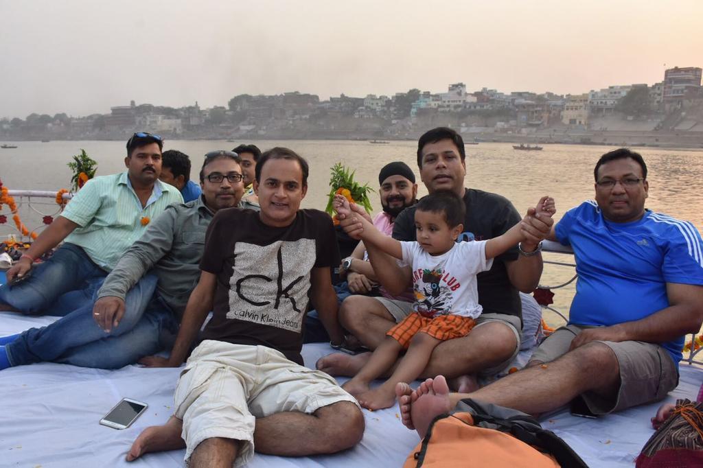 Yogi Lodge Varanasi Luaran gambar