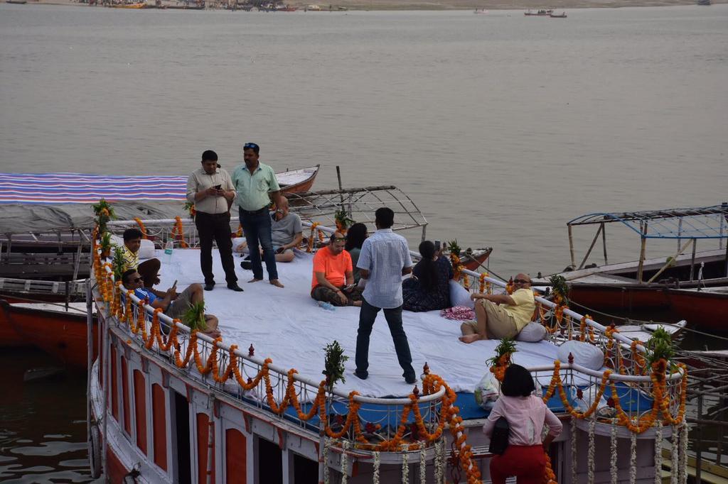 Yogi Lodge Varanasi Luaran gambar